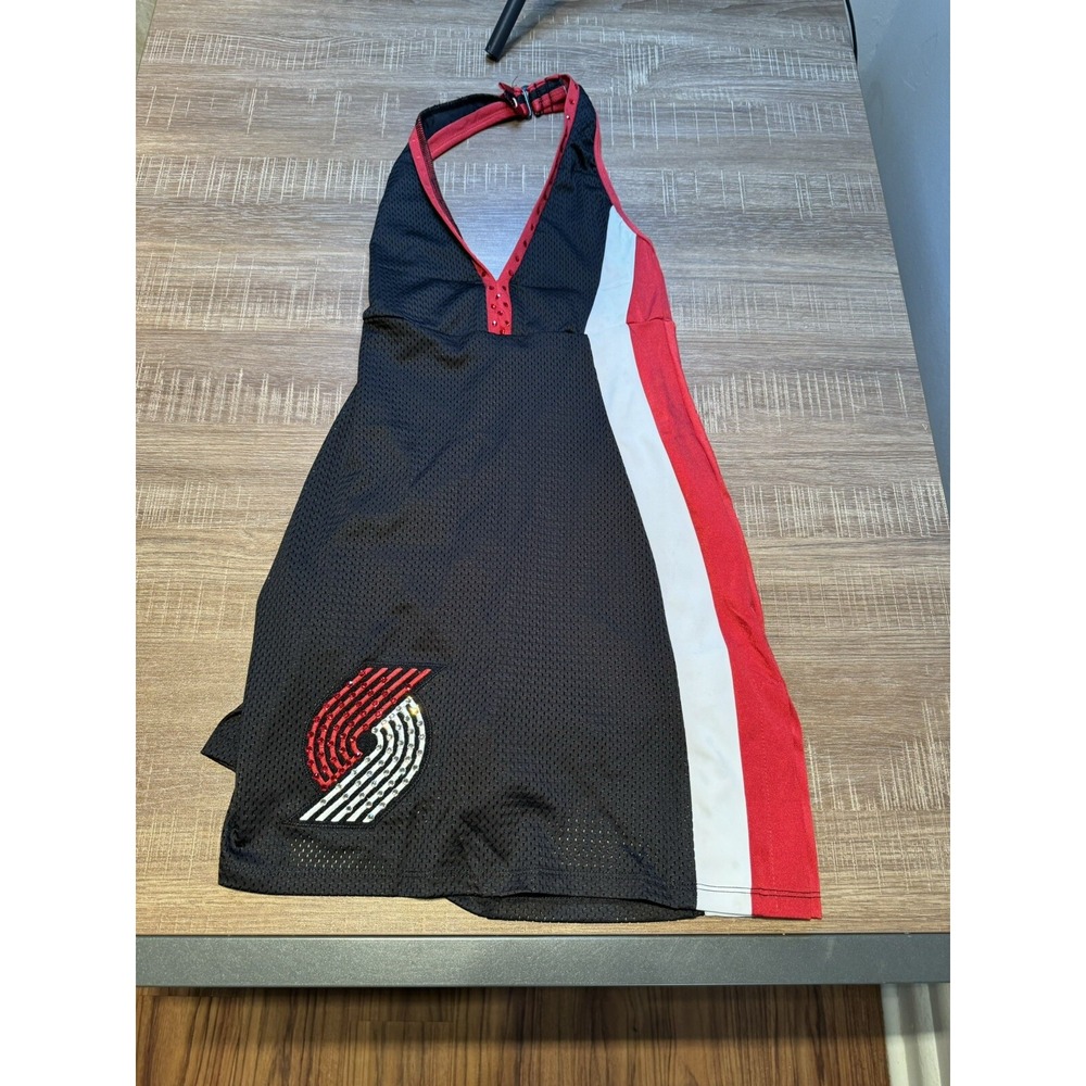 Cheerleading PRO CHEER Portland Trailblazers The Lineup Size Small‎
